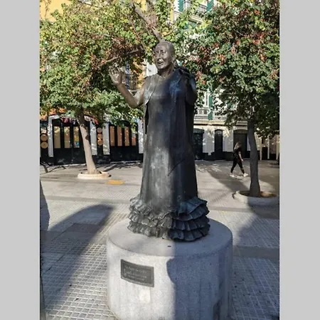 Lindo En El Centro Histórico De Cádis